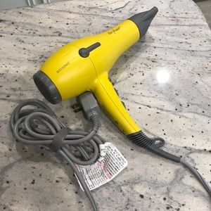 Buttercup blow dryer by Drybar